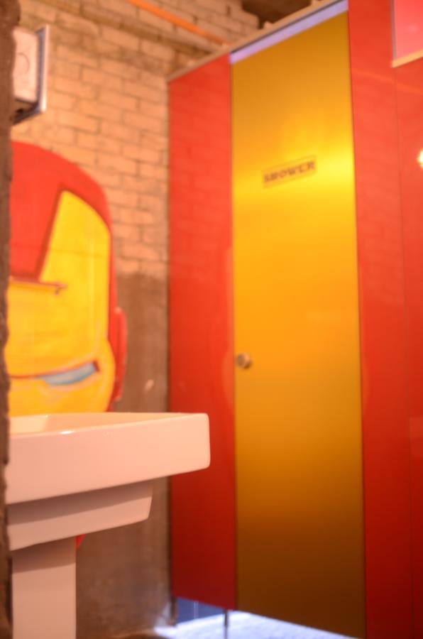 Kimchee Sinchon Guesthouse Seoul Exteriör bild