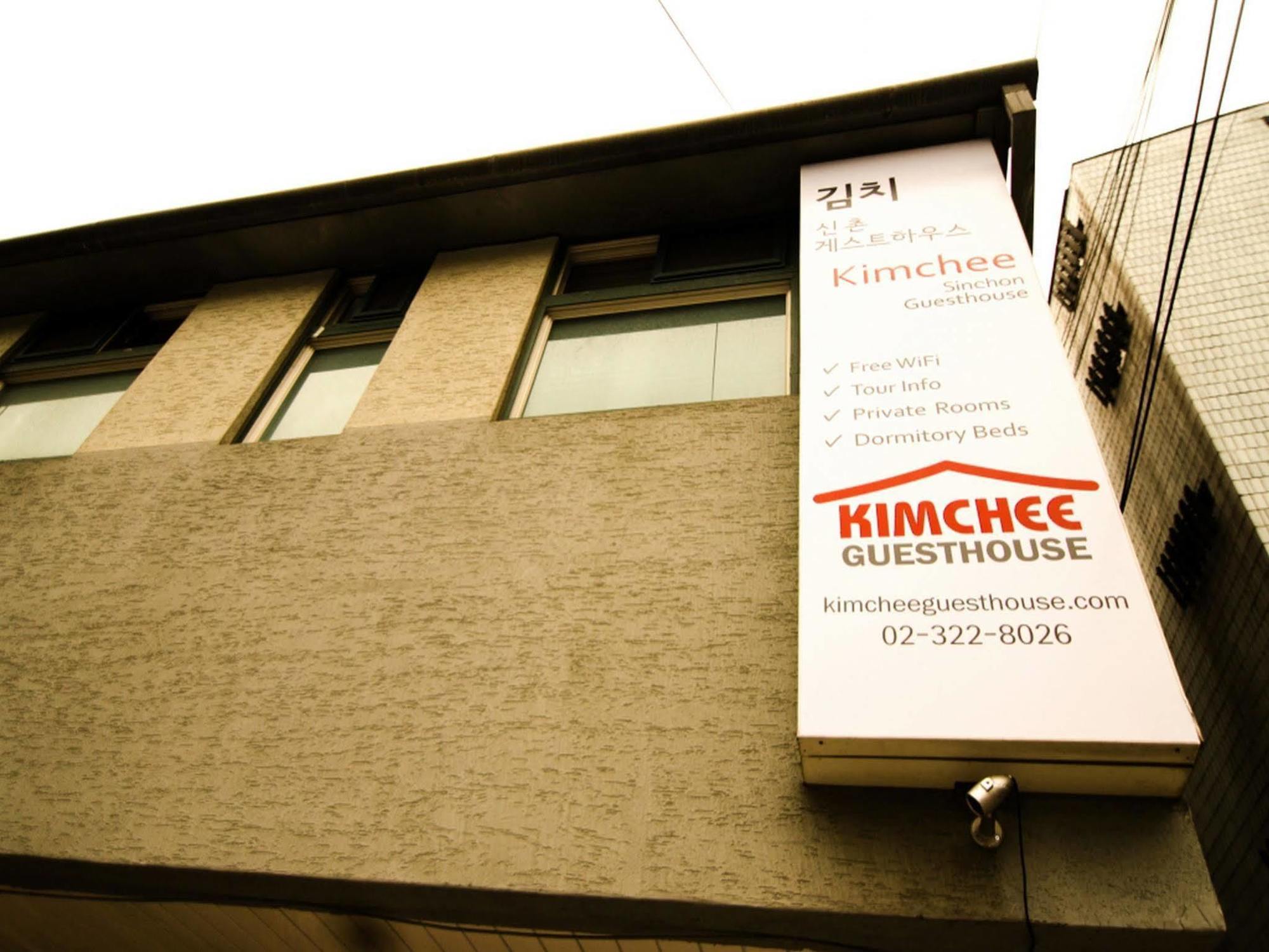 Kimchee Sinchon Guesthouse Seoul Exteriör bild